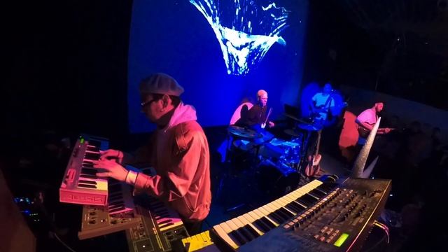 Kim and Buran - Space Taxi (live in masts) 2020 смотреть онлайн