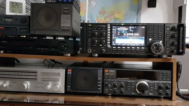 Icom IC-7700 and Argel Ch3 252 khz смотреть онлайн