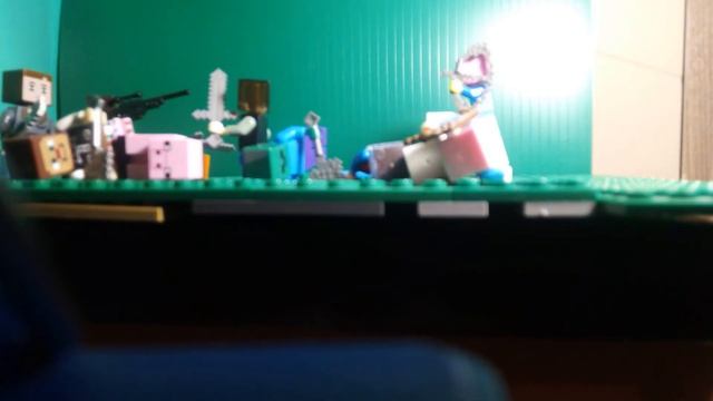 Чужой мир  Выжившие