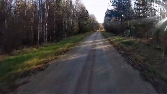 На мотоцикле по проселочным дорогам. Что может быть лучше...