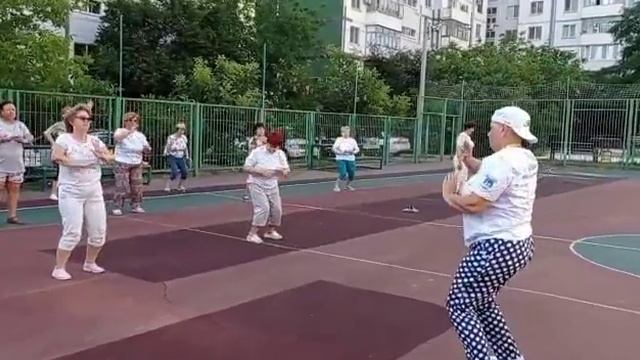 Утренняя гимнастика. Новороссийск. смотреть онлайн