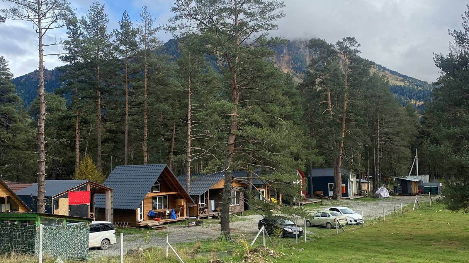 ПРОДАЕТСЯ БАЗА ОТДЫХА В НАИКРАСИВЕЙШЕМ МЕСТЕ! АРХЫЗ! 89087787688