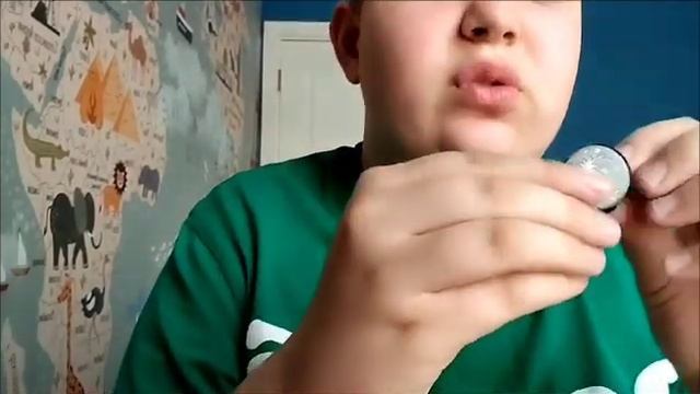распаковка брелков из пятёрочки смотреть онлайн