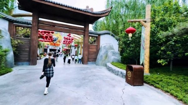 Universal Парк! ОБЗОР ПАРКА В ПЕКИНЕ! МИР ТАКОГО ЕЩЁ НЕ ВИДЕЛ