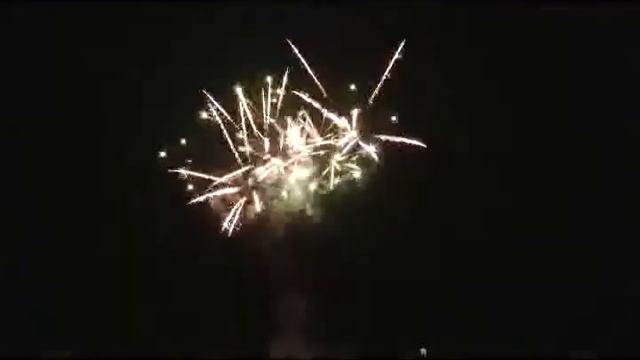 Урал салют Китайский дракон смотреть онлайн
