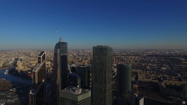 Полет вокруг Москва Сити смотреть онлайн