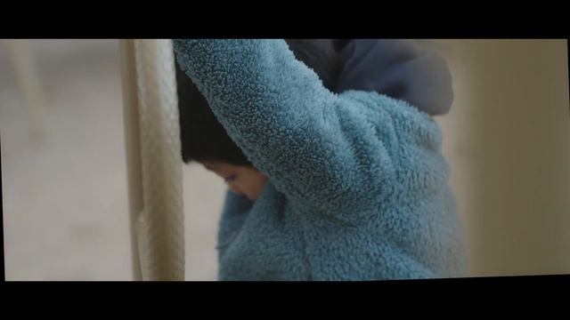 Life is like a swing and it's okay to get slower sometimes (Sony FX3 + Jupitor 9 85mm f2) смотреть онлайн