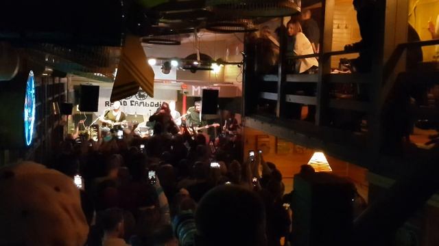 Radio Cambodia - Трогательная Live 21.11.2021 Москва смотреть онлайн