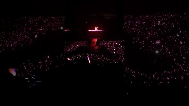 [FANCAM] Pink Ocean in GG World Tour Singapore смотреть онлайн