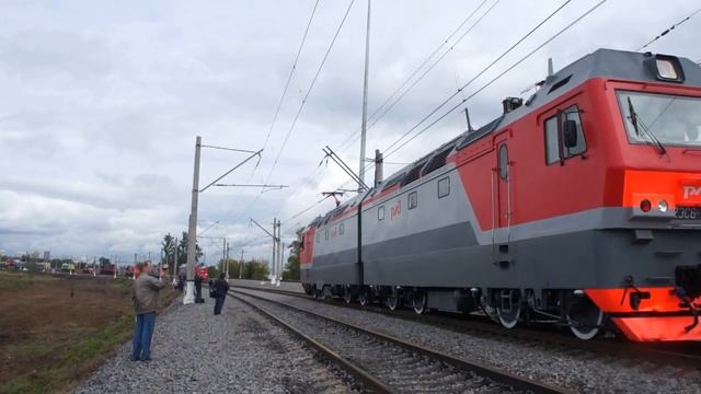 Парад Поезд ЭКСПО 1520»ЭП20,ГТ1, 2ЭС10, 2ЭС6, ЭП2к, 2ЭС4к, УАЗ Патриот 2011г смотреть онлайн