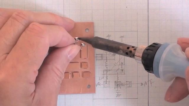 One Transistor FM Super Regen Receiver - One Transistor FM Radio смотреть онлайн