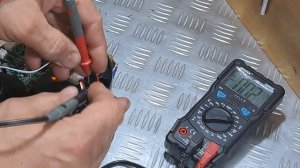 Робот мойщик окон CHOVERY не включается - ремонт.