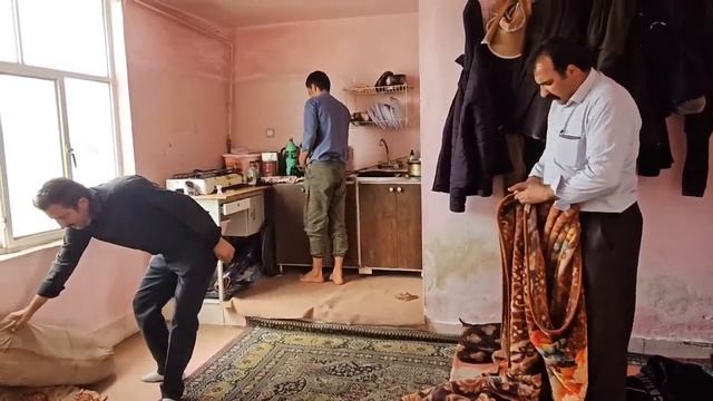 In a glance, the release of the prisoner and the search for Fatemeh and Kare Hamza's follower смотреть онлайн