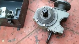 Поворотное устройство для антенны с редуктором внизу