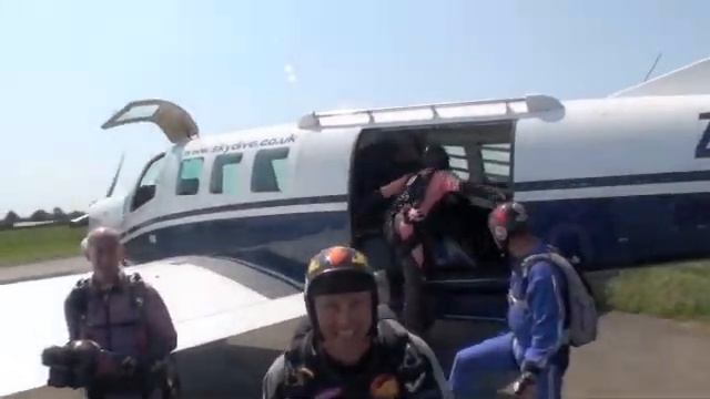 TJ does Atmosfera Poland, Hinton & Black Knights смотреть онлайн