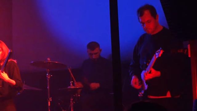 Motorama - Wind in her hair (live) [Saint-Petersburg, Ласточка, 28.1.2022] #2 смотреть онлайн