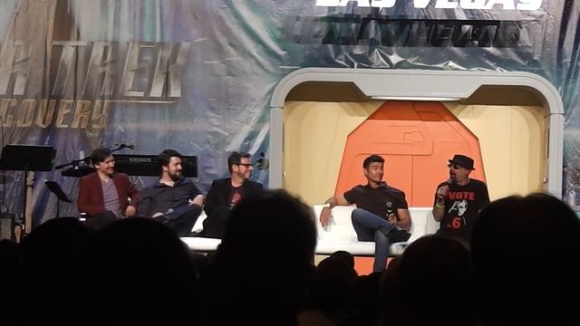 Deep Space 9 What We Left Behind at the 2018 Star Trek Convention in Las Vegas смотреть онлайн