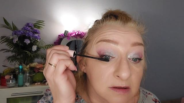 Wyszykuj się ze mną 💄 GRWM - Puder wygładzający #Glamshop - pierwsze wrażenie 😁 - sexy tusz - MEH.. смотреть онлайн