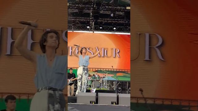 (4K) Jeff Satur - Highway @ River fest _ Chuen Ruedee Land 131122 live performance смотреть онлайн