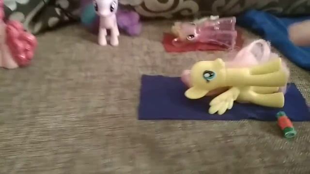 День повторяется? смотреть онлайн