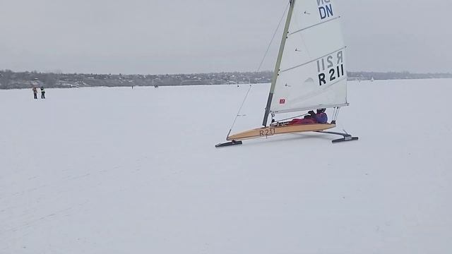 Буер DN.Буер 2023.DN Iceboat Start next.Зимние виды спорта. смотреть онлайн