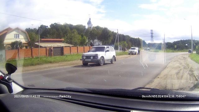 Приехали из Калуги на помощь в Жуков и бросил напарника смотреть онлайн