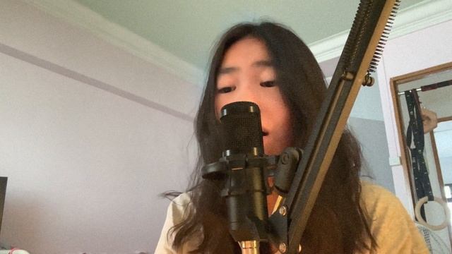 Born To Be Alive - @beaandherbizness (cover) смотреть онлайн