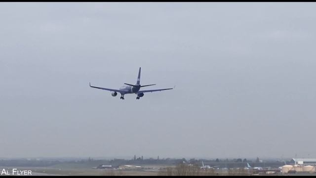 Tupolev 204 Arrival into Birmingham Airport! смотреть онлайн