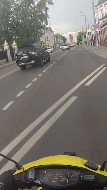 В этих чопперистов даже мухи врезаются сзади - толковый только выхлоп. Приключения Эдика на полтосе смотреть онлайн