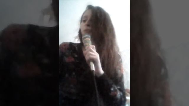 Девушка очень красиво и чувственно перепела группу Бумбокс. Песня *Та что*. Алика Прокопенко;) смотреть онлайн