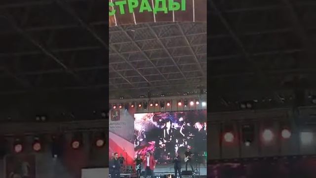 Звезда по имени Солнце. смотреть онлайн