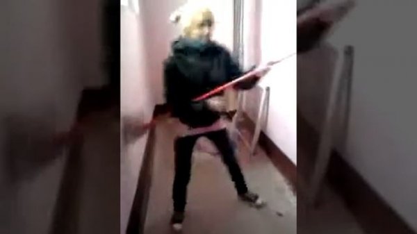 подростки жгут