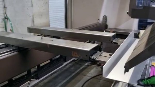 Bystronic Hämmerle Beyeler P225/410 Abkantpresse mit vielen Werkzeugen