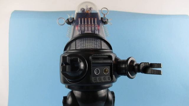 Robby The Robot Forbidden Planet (walmart) Lights An Sounds Walking 