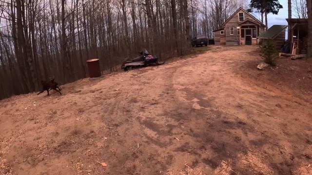 Spring Hailstorm Surprise: Life at Our Off-Grid Cabin смотреть онлайн