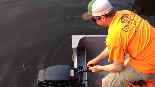 How to start a mercury 25hp outboard with only 10 pulls смотреть онлайн