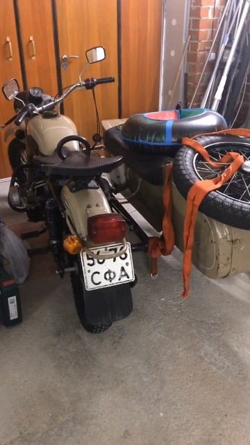 Самый актуальный мотоцикл и летом и зимой 😌 #урал #имз #валит #пушка #гонка смотреть онлайн