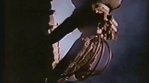 Сослан на планету Земля 1993