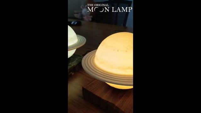 Levitating Saturn Lamp