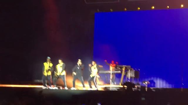Bruno Mars en Foro sol de México con Locked Out Of Heaven смотреть онлайн