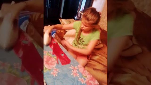 Гладим вещи басика смотреть онлайн