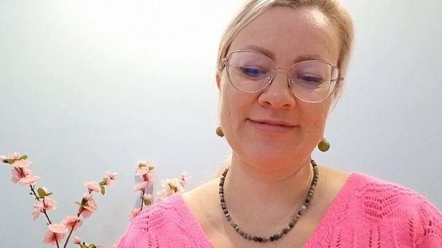 ТАРО ПРОГНОЗ НА 8 АПРЕЛЯ, ЗАТМЕНИЕ СОЛНЦА смотреть онлайн