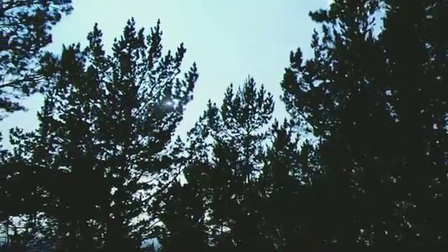 Что-то в небе смотреть онлайн
