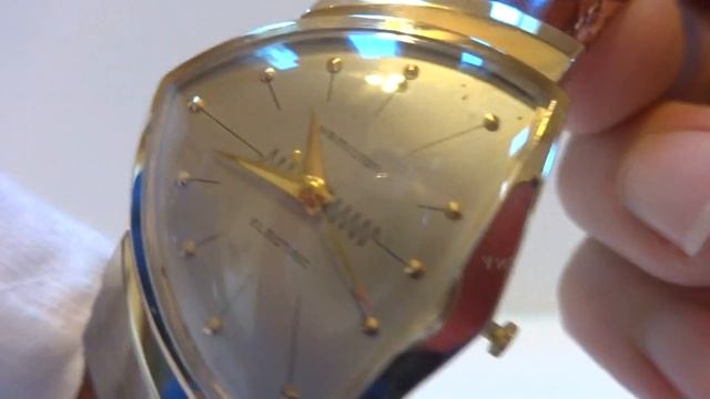 Vintage 1957 issue Hamilton electric Ventura watch. www.singingbirdbox.com смотреть онлайн