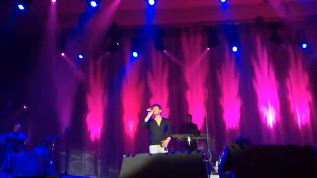 Morten Harket - Stay on these roads - Minsk 25.04.2012 смотреть онлайн