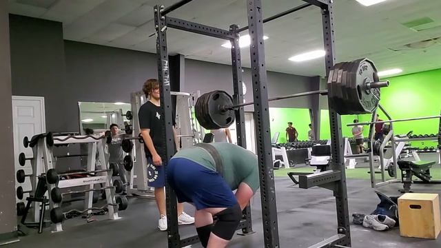 585 lb (265.5 kg) squat 52 years old смотреть онлайн