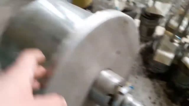 НЕЛЕГАЛЬНО ПРОБРАЛИСЬ НА ЗАВОД | ИГРАЕМ В ПРЯДКИ С ОХРАННОЙ!