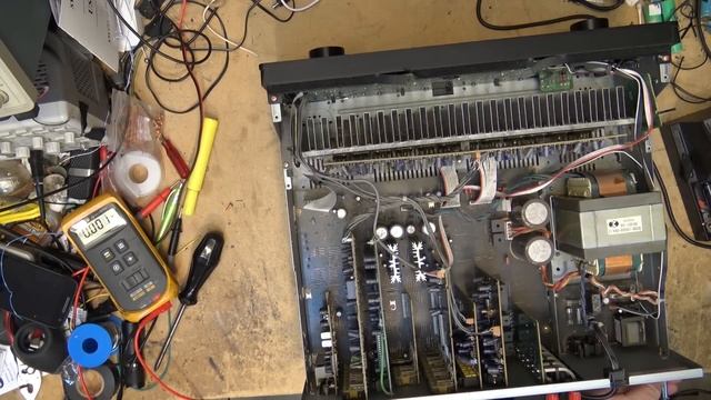 Marantz Garbage Receiver смотреть онлайн