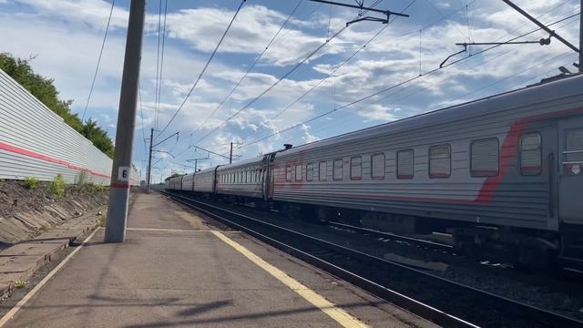 ”Снова он!” ЧС7-014 с пассажирским поездом Уфа-Адлер смотреть онлайн