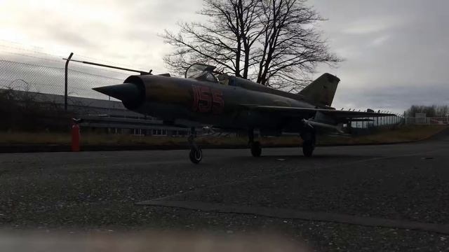 Airworld MIG 21 PFM смотреть онлайн